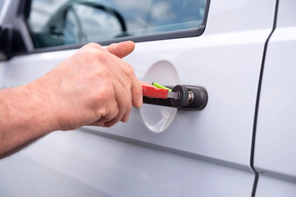 Car key replacement Minneapolis MN by JPR Locksmith